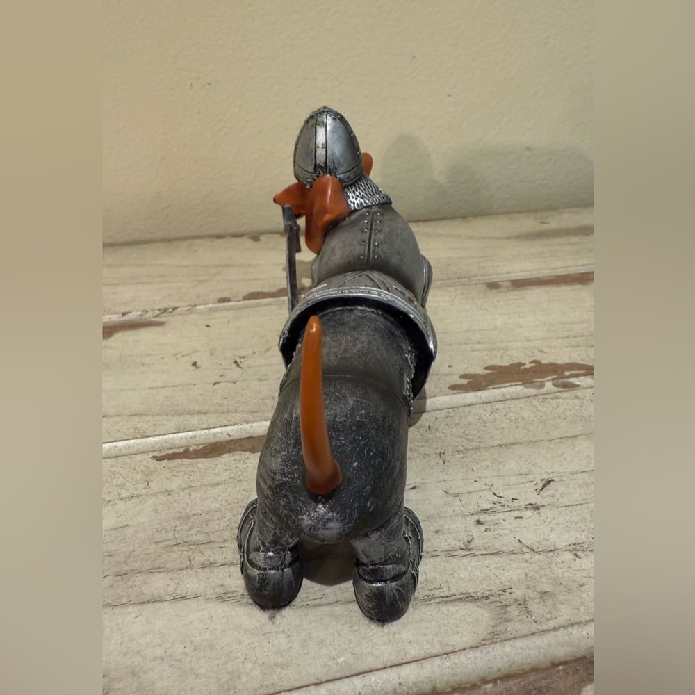 Westland Dachshund Figurine Hot Diggity Knight Figurine - Picture 4 of 7
